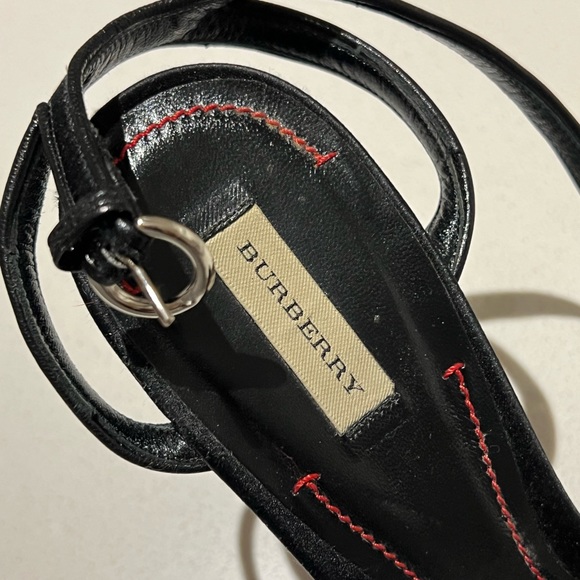 Burberry Woman’s Black Velvet Sandal     Size 8, Authentic and Classic - Picture 3 of 5